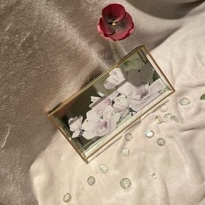 ‼️3/$33‼️ ✨🍶BRAND NEW Housetrends tray🍶✨